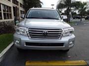 FOR SALE A FAIRLY USED 2013 TOYOTA LAND CRUISER(GULF SPECIFICATION)