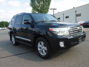 NEAT 2013 TOYOTA LAND CRUISER FOR SALE