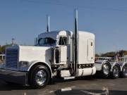 2005 Peterbilt 379 Semi Truck