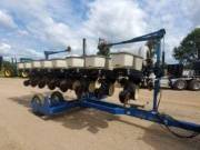 1997 Kinze 2500 Planter