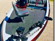 2014 Skeeter TZX 195 Bass Fishing Boa