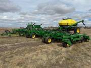 2012 John Deere 1890 Air Drill + 430 Bushel Cart