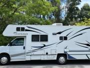 2004 Coachmen Freedom Class C RV